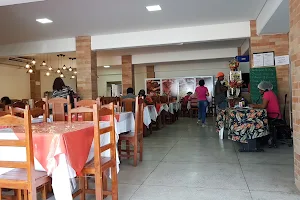Dellza Restaurante e Marmitaria image