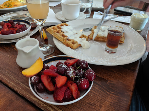 Fine Dining Restaurant «Sonoma Wine Shop / La Bodega Kitchen», reviews and photos, 2295 Gravenstein Hwy S, Sebastopol, CA 95472, USA