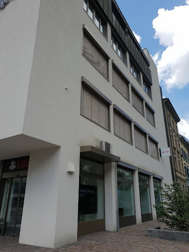 Rezensionen über UBS Geschäftsstelle in Glarus Nord - Bank