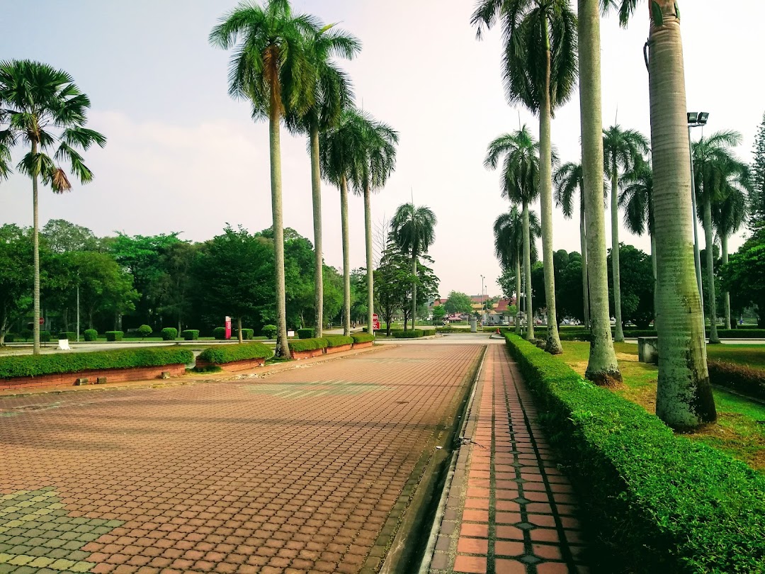 Sultan Salahuddin Abdul Aziz Shah Arts & Cultural Centre (Dewan Besar, UPM)