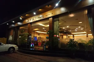 Royal Mandalay Café & Restaurant image