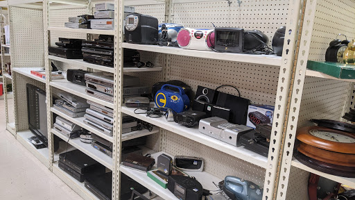 Thrift Store «Goodwill - Eagan», reviews and photos, 1247 Northwood Pkwy, Eagan, MN 55121, USA