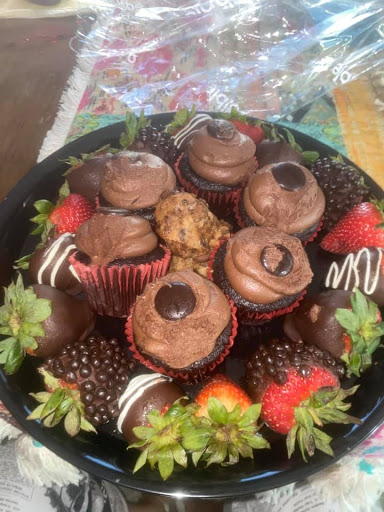 Gift Shop «Edible Arrangements», reviews and photos, 12844 S Ashland Ave, Calumet Park, IL 60827, USA