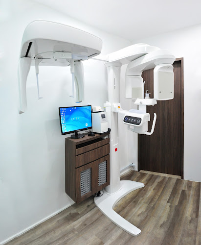 Twinkle Family Dentalcare - Dentist