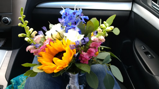 Florist «Tara Florist Twelve Oaks», reviews and photos, 2309 Lakeshore Dr, St Joseph, MI 49085, USA