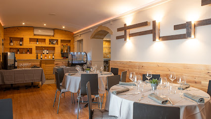 Esencia Restaurante - Carrer de Montserrat, 15, 43700 El Vendrell, Tarragona, Spain