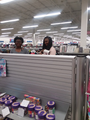 Clothing Store «Burlington Coat Factory», reviews and photos, 16590 N Fwy Service Rd, Conroe, TX 77384, USA