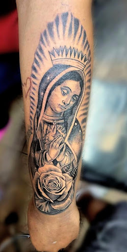 Explore tattoo hip ideas, creative tattoo ideas in Okeechobee, available at Muck City Tattoos & Piercings
