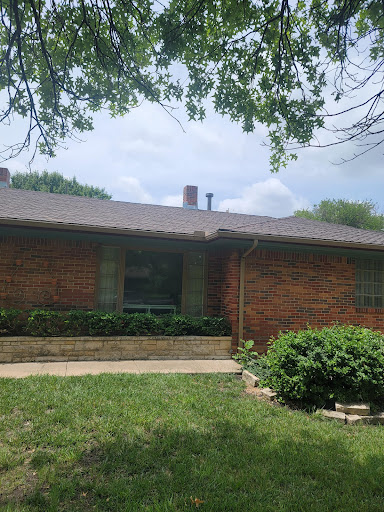 Roofing Contractor «Truett Roofing», reviews and photos, 210 S Pattie St, Wichita, KS 67211, USA