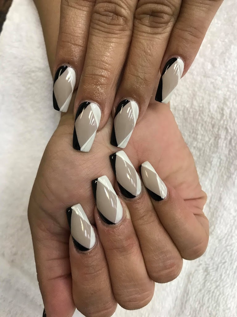 Elysian Nails & Spa 85614