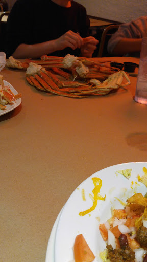 Seafood Restaurant «Hilltop Crab House», reviews and photos, 8980 Gap Newport Pike, Toughkenamon, PA 19374, USA