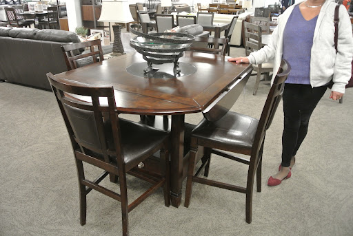 Furniture Store «Raymour & Flanigan Furniture and Mattress Store», reviews and photos, 275 Glen Cove Rd, Carle Place, NY 11514, USA