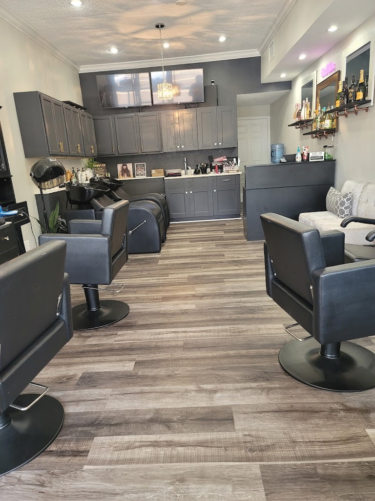 Glamz Beauty Bar 32751