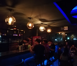 Est Co Bar photo