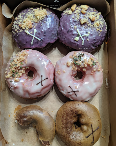 Comments and reviews of Crosstown Kings Cross Market (Stall) - Doughnuts, Cookies, & Chocolate