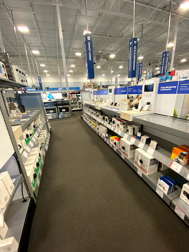 Electronics Store «Best Buy», reviews and photos, 12909 Shops Pkwy, Bee Cave, TX 78738, USA