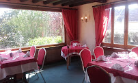 Atmosphère du Restaurant français Restaurant l'Orée de la Forêt à Ver-sur-Launette - n°10