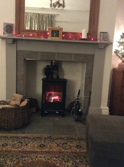 Snug Fireplace & Stove Installations