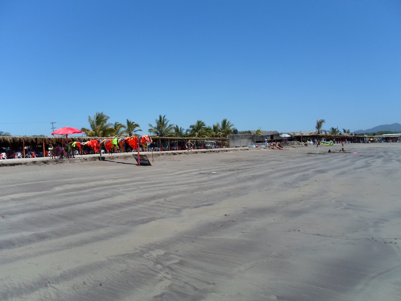 Fotografija Las Islitas beach z srednje stopnjo čistoče