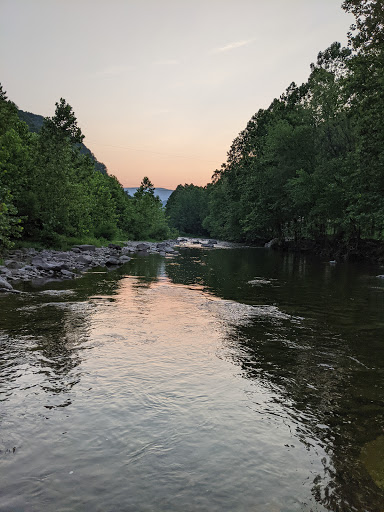 Resort «Smoke Hole Caverns», reviews and photos, 8290 N Fork Hwy, Cabins, WV 26855, USA