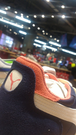 Shoe Store «PUMA», reviews and photos, 1650 Premium Outlet Blvd #333, Aurora, IL 60502, USA