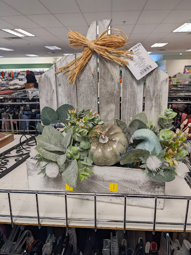 Thrift Store «Goodwill», reviews and photos