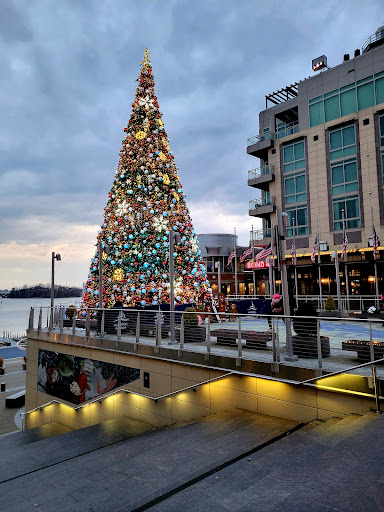 Tourist Attraction «National Harbor», reviews and photos, 165 Waterfront St, Oxon Hill, MD 20745, USA