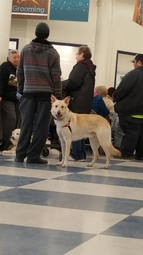 Pet Supply Store «Petco Animal Supplies», reviews and photos, 710 W 66th St, Richfield, MN 55423, USA