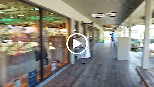 Shopping Mall «Periwinkle Place», reviews and photos, 2075 Periwinkle Way, Sanibel, FL 33957, USA