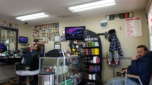 Barber Shop «Walk-In Barbershop», reviews and photos, 8 Mill Rd #3, Yaphank, NY 11980, USA