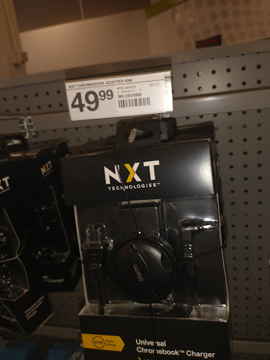 Office Supply Store «Staples», reviews and photos, 3540 Pump Rd, Richmond, VA 23233, USA