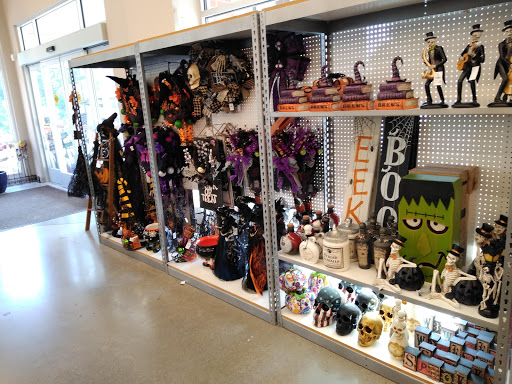 Home Goods Store «Tuesday Morning», reviews and photos, 1430 Towne Lake Pkwy, Woodstock, GA 30189, USA