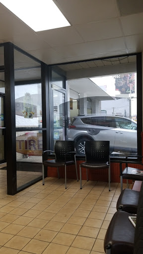 Oil Change Service «Jiffy Lube», reviews and photos, 6410 Glenway Ave, Cincinnati, OH 45211, USA