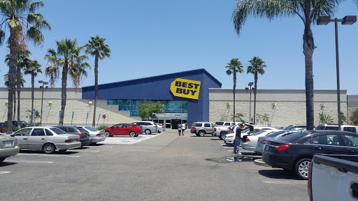 Electronics Store «Best Buy», reviews and photos, 2300 N Rose Ave, Oxnard, CA 93036, USA