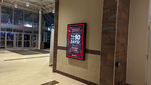 Movie Theater «Regal Cinemas Moorestown Mall 12 & RPX», reviews and photos, 400 NJ-38, Moorestown, NJ 08057, USA