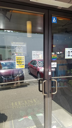 Coffee Shop «Heine Brothers’ Coffee - Shelbyville Road In St. Matthews», reviews and photos, 4305 Shelbyville Rd, Louisville, KY 40207, USA