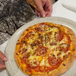 Photo n°2 de l'avis de Deni.o fait le 30/04/2023 à 20:11 sur le  Xaramba à Funchal