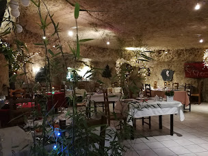 Photo n°21 de Les Caves de la Croix Verte à Pocé-sur-Cisse ()