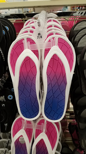 Discount Store «Big Lots», reviews and photos, 14155 Eureka Rd, Southgate, MI 48195, USA