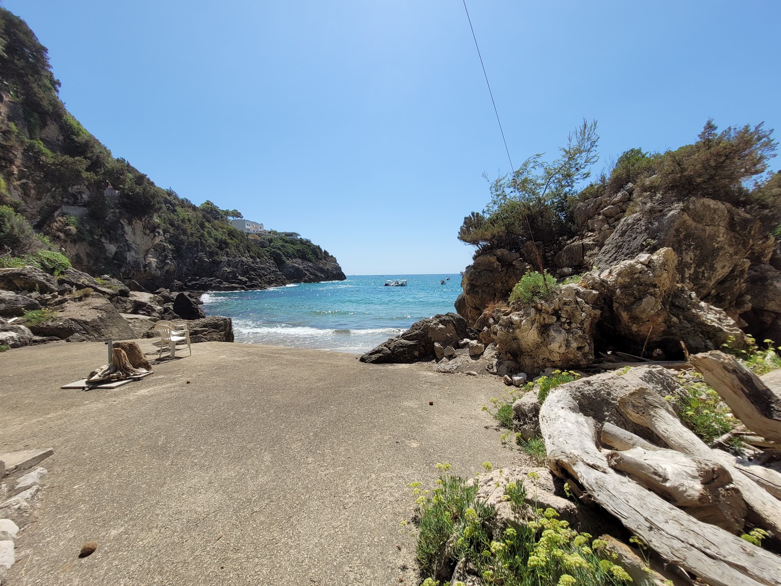 Photo de Cala dei 40 Remi Beach avec un niveau de propreté de très propre