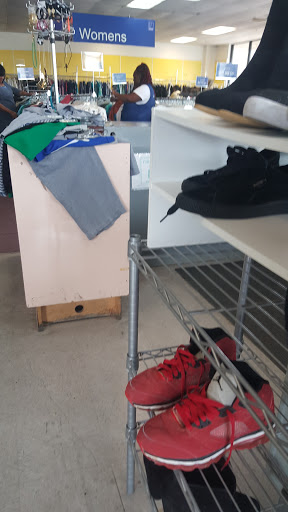 Thrift Store «Goodwill», reviews and photos, 2 Twelve Oaks Cir, Jackson, MS 39209, USA