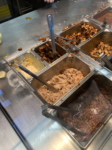 Mexican Restaurant «Chipotle Mexican Grill», reviews and photos, 4655 PGA Boulevard F, Palm Beach Gardens, FL 33418, USA