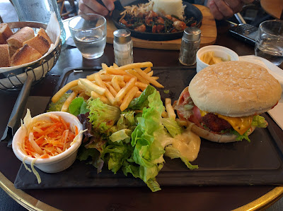 Café Crème à Paris