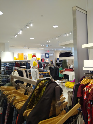 Shopping Mall «Town Center Plaza», reviews and photos, 5000 W 119th St, Leawood, KS 66209, USA