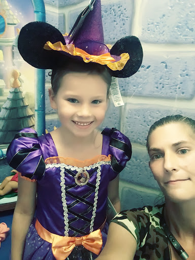 Toy Store «Disney Store», reviews and photos, 7600 Kingston Pike, Knoxville, TN 37919, USA