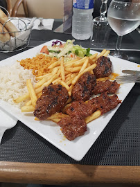 Plats et boissons du Restaurant turc Grill Istanbul à Chennevières-sur-Marne - n°3