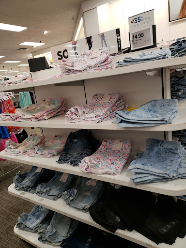 Shopping Mall «Middlesex Mall», reviews and photos, 6747 Hadley Rd, South Plainfield, NJ 07080, USA