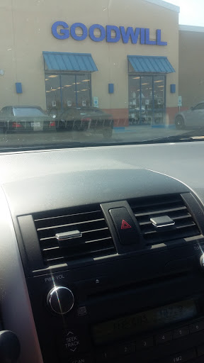 Thrift Store «Goodwill - Nolana (McAllen)», reviews and photos