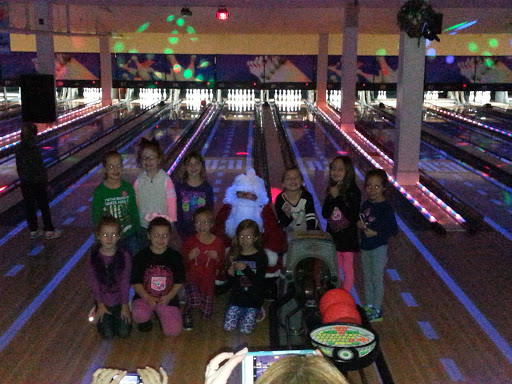 Bowling Alley «Levittown Lanes», reviews and photos, 56 Tanners Ln, Levittown, NY 11756, USA