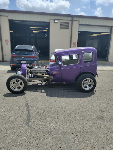 Auto Body Shop «Rodriguez Body Shop», reviews and photos, 506 W Van Buren Ave, Harlingen, TX 78550, USA